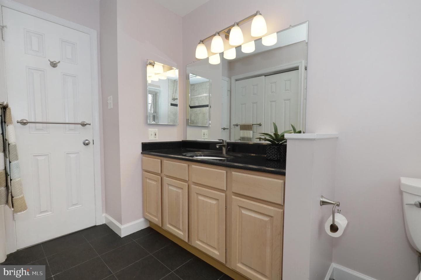 5040 Portsmouth Road photo 14