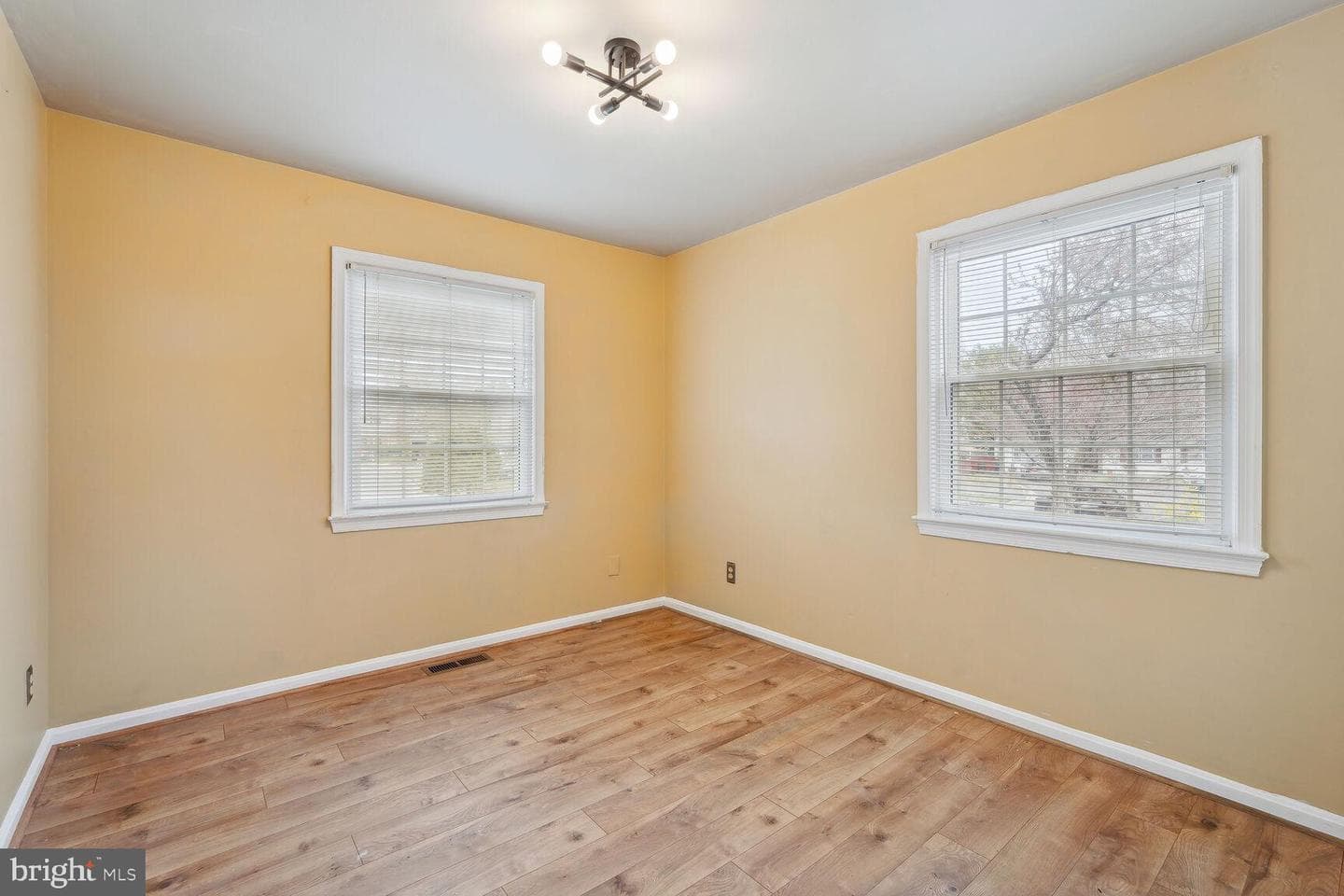 6523 Riefton Court photo 11
