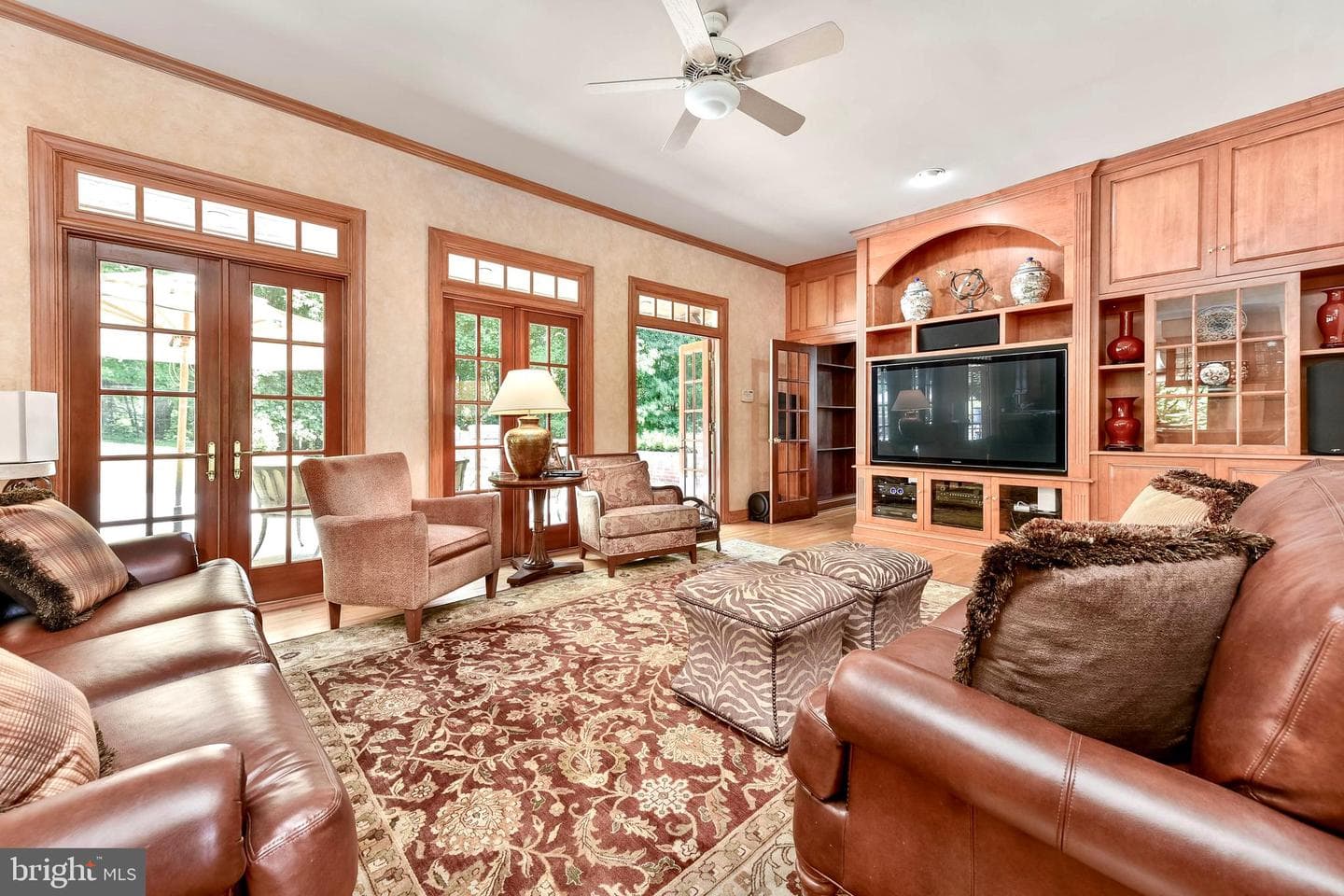 1404 Wynhurst Lane photo 32