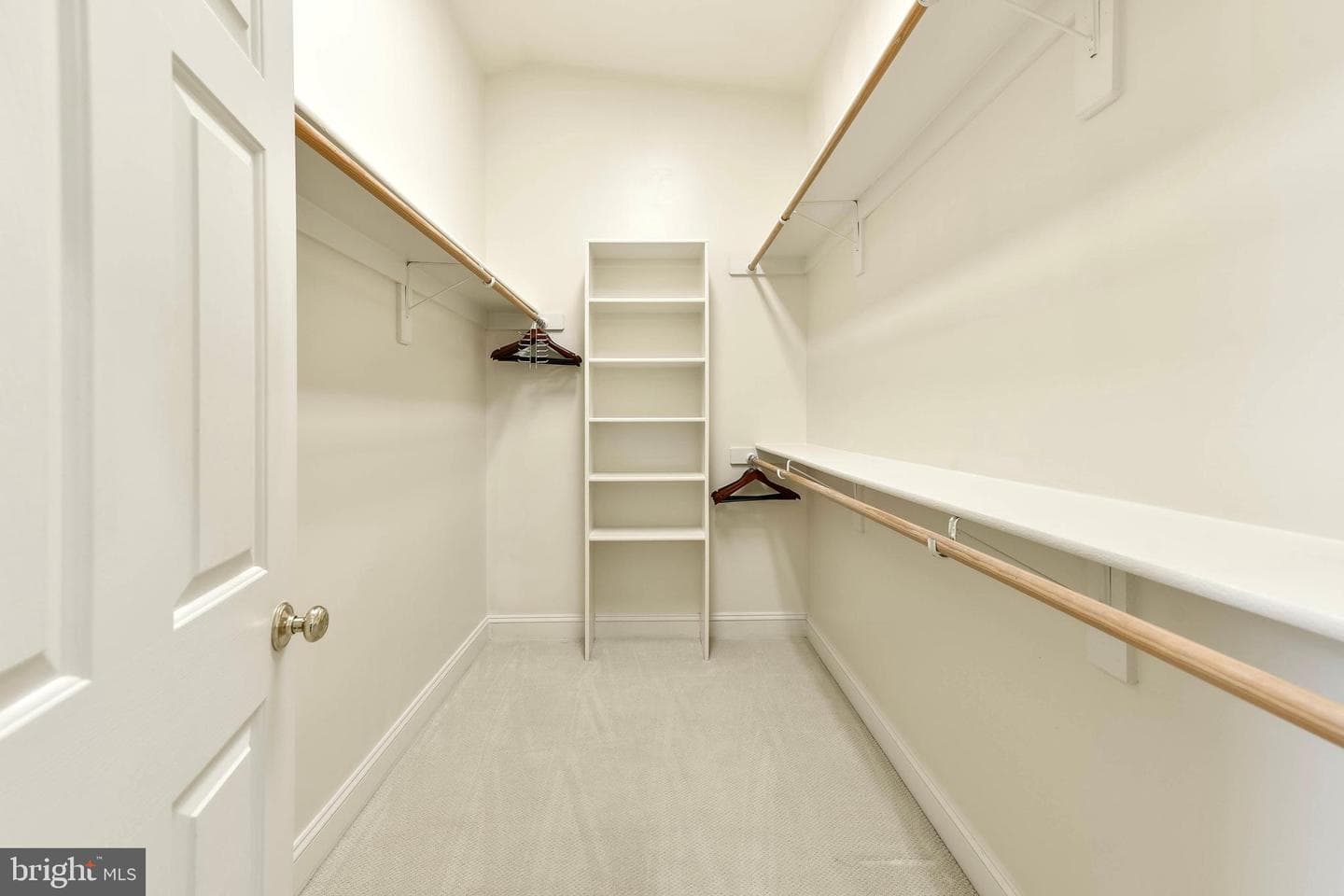 1404 Wynhurst Lane photo 39