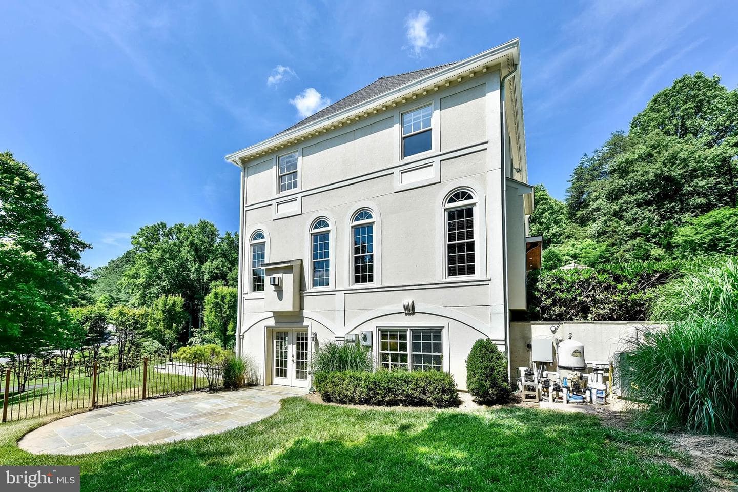 1404 Wynhurst Lane photo 60