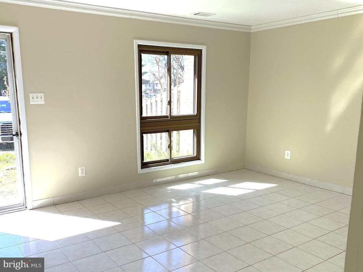 1121 Whitewater Place photo 3