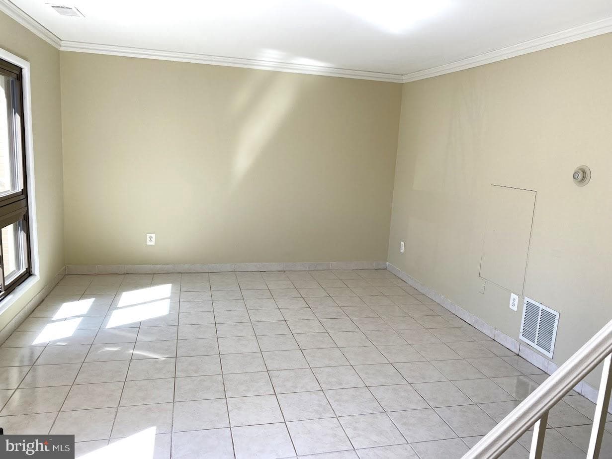 1121 Whitewater Place photo 4