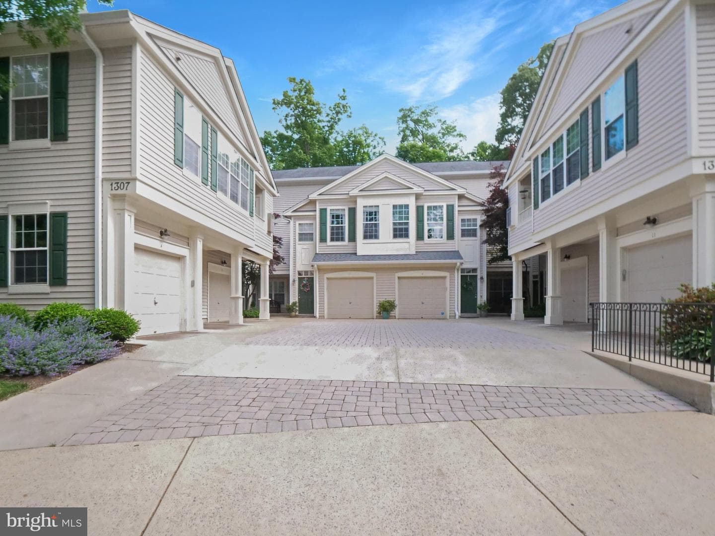 1307-H Windleaf Drive #192 photo 2