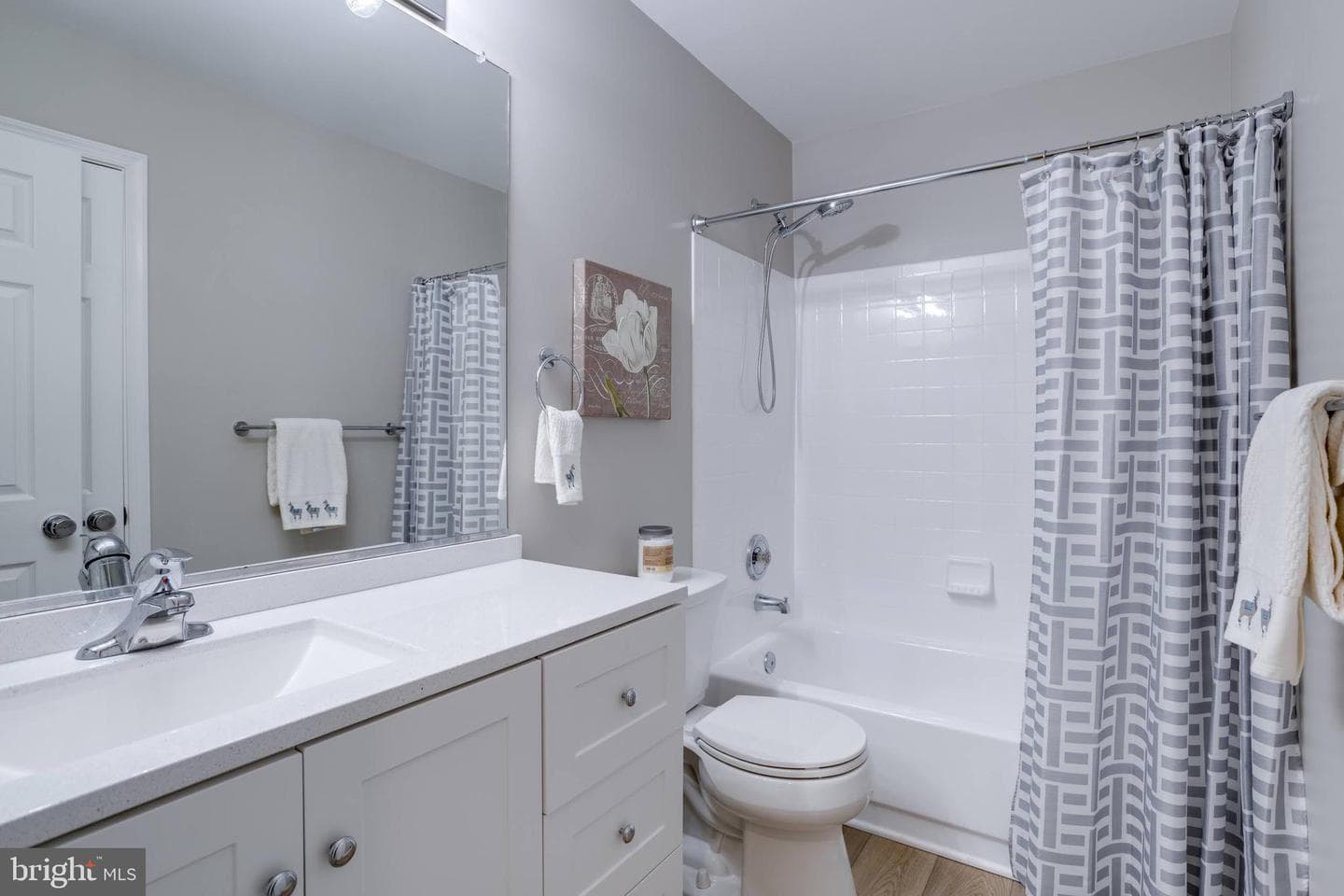 7005 Kings Manor Drive photo 23