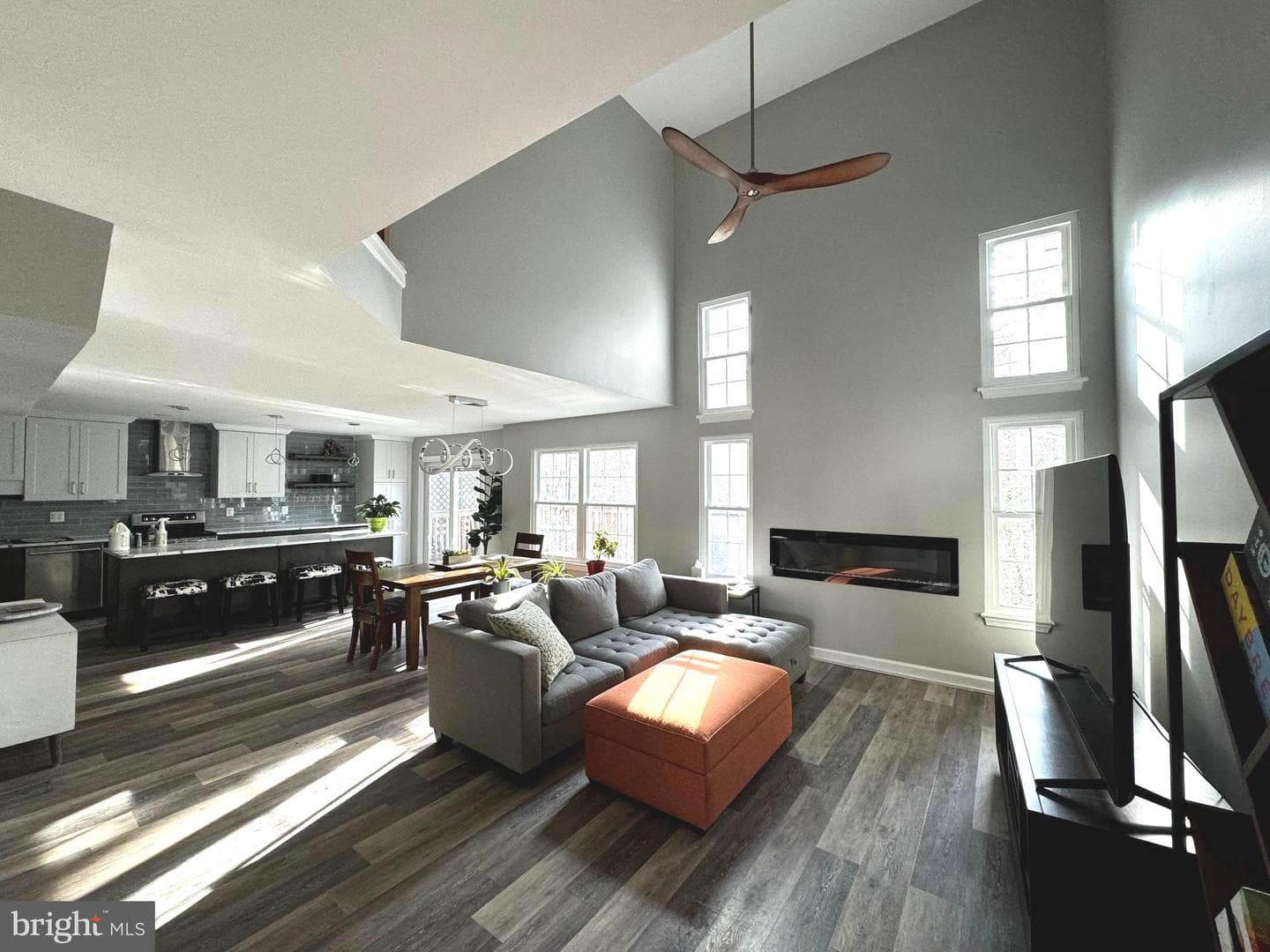 10226 Faire Commons Court photo 3
