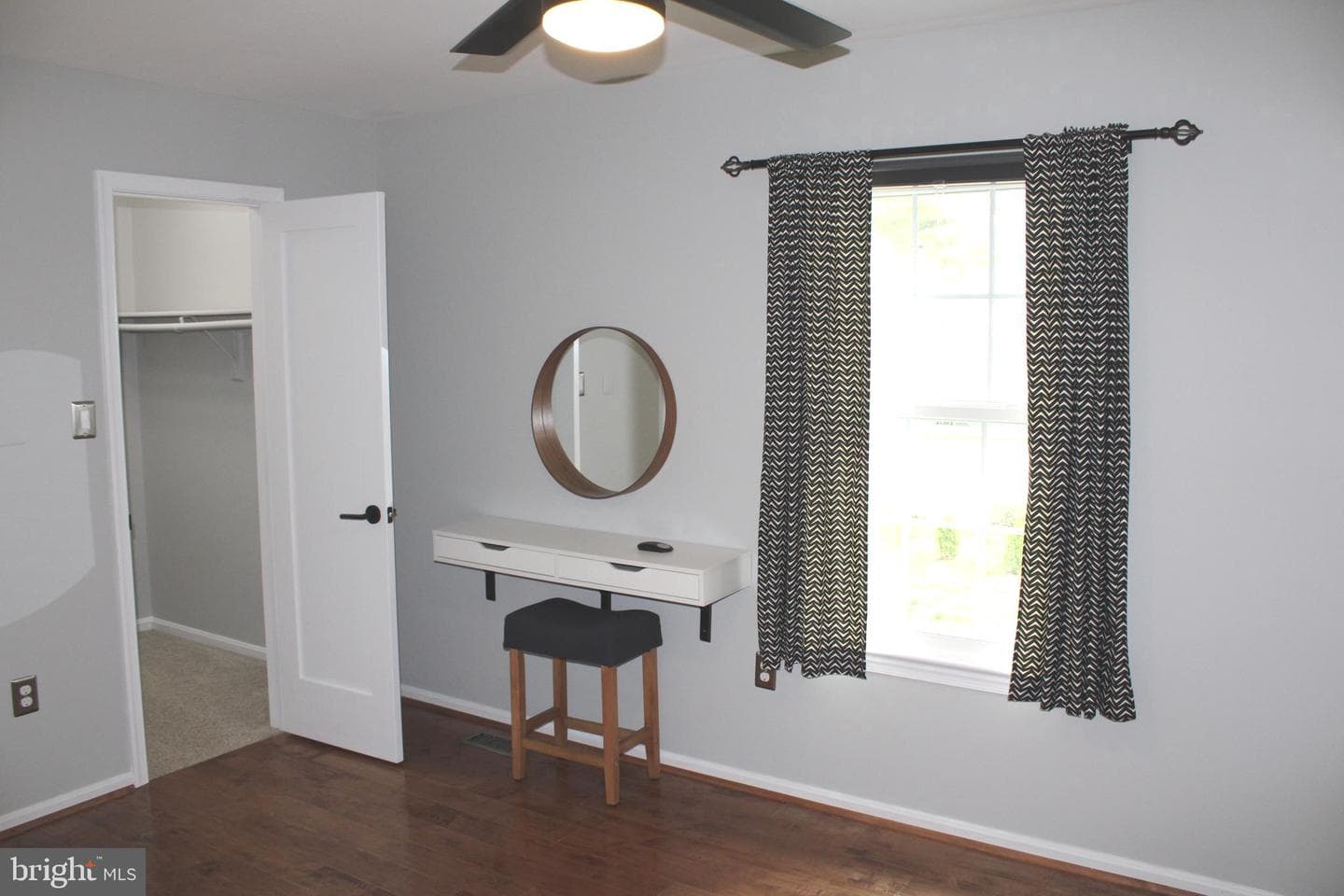 10226 Faire Commons Court photo 32