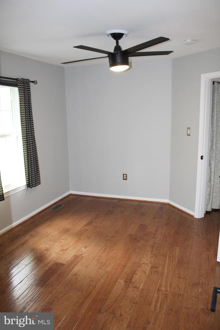 10226 Faire Commons Court photo 33