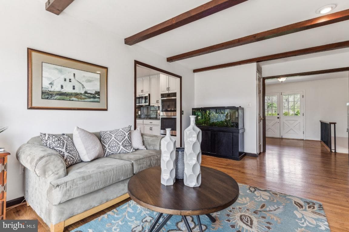 10505 Wickens Road photo 11