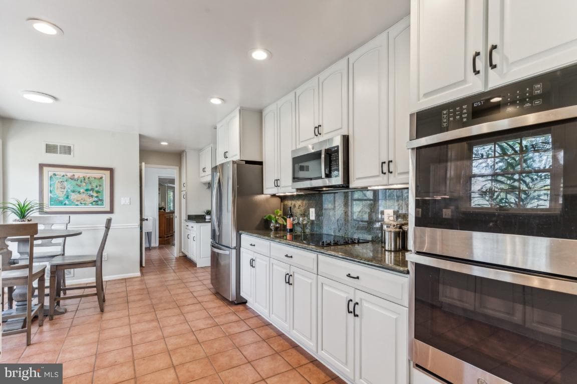 10505 Wickens Road photo 12