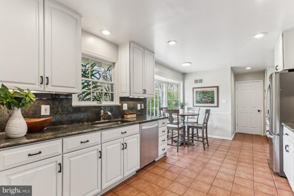 10505 Wickens Road photo 13