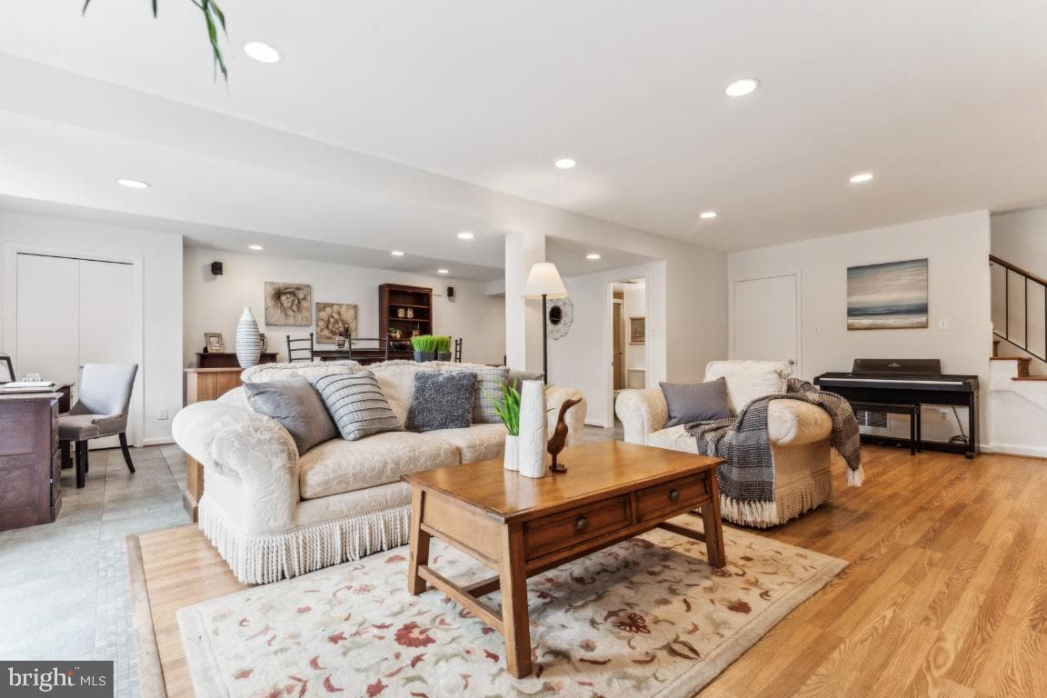 10505 Wickens Road photo 16