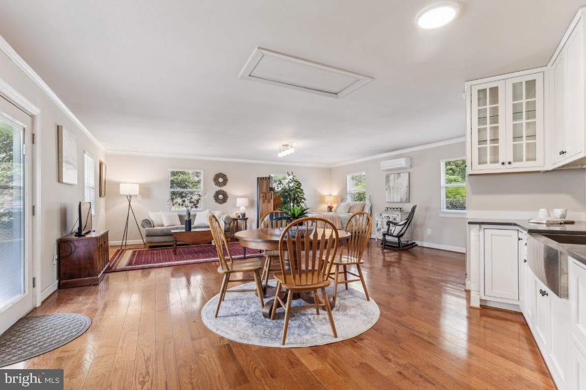 10505 Wickens Road photo 21