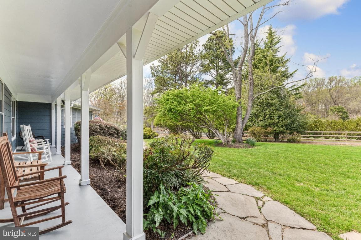 10505 Wickens Road photo 3