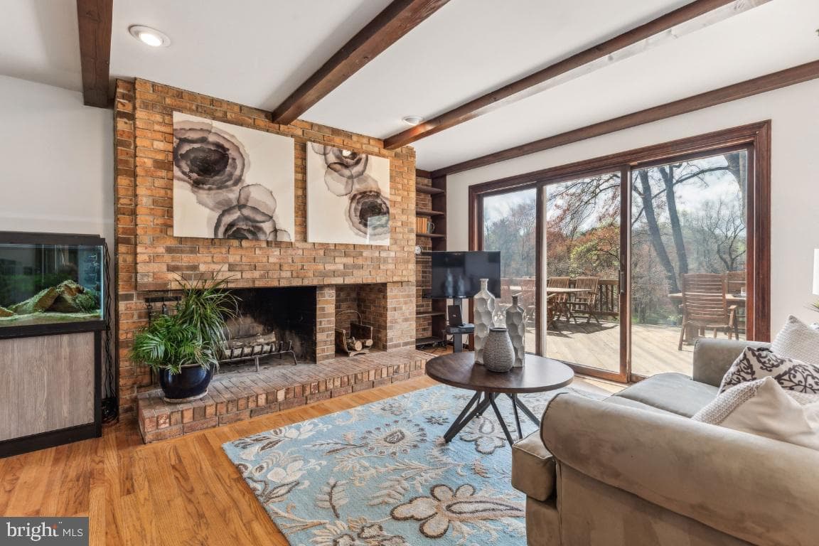 10505 Wickens Road photo 9