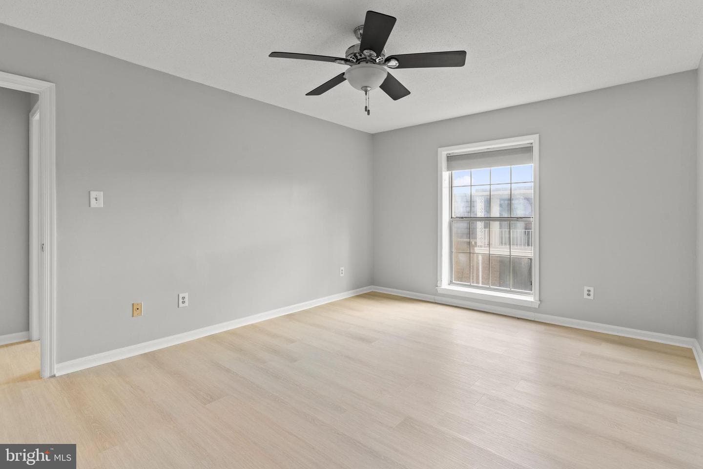 3119 Patrick Henry Drive #422 photo 14