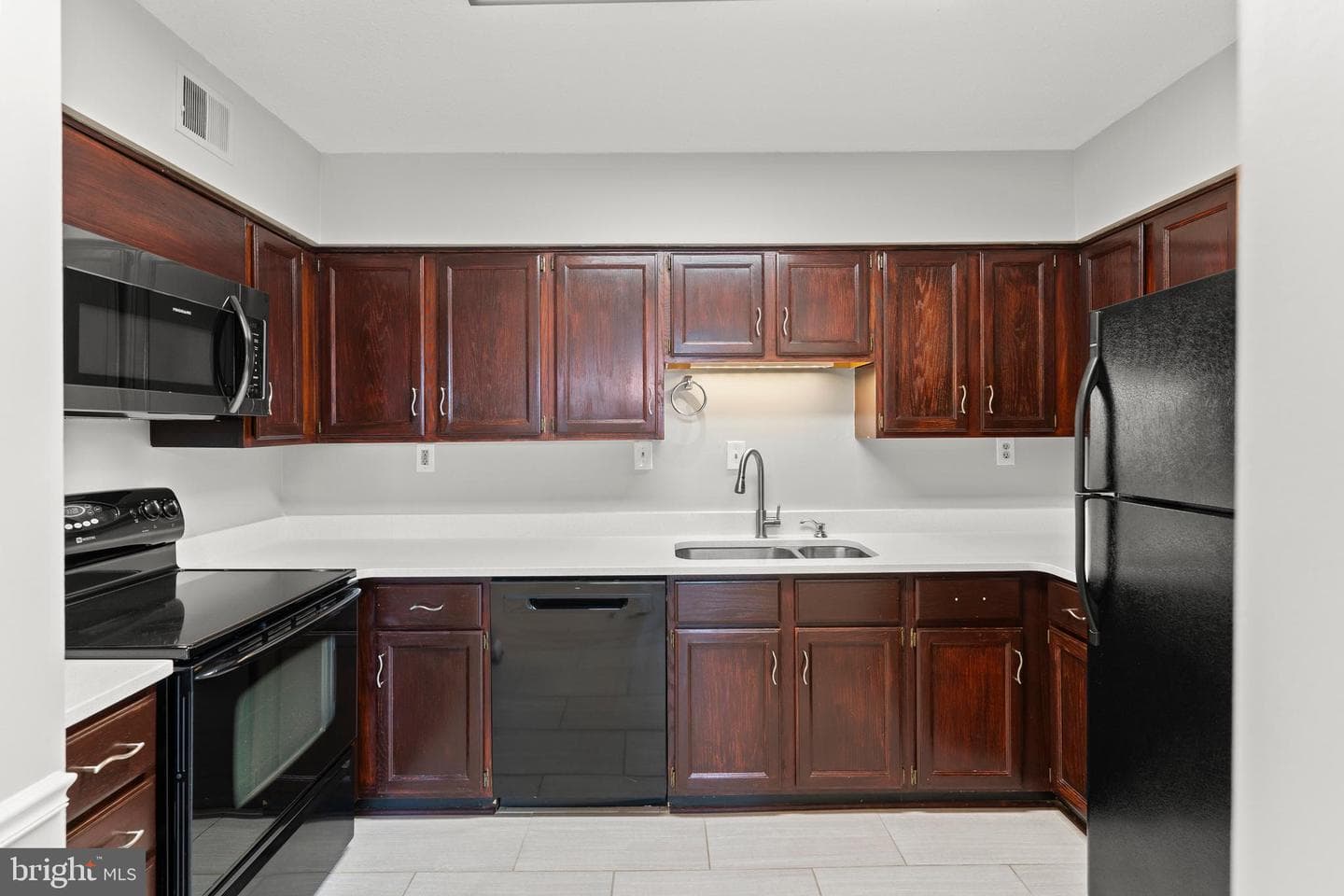 3119 Patrick Henry Drive #422 photo 19