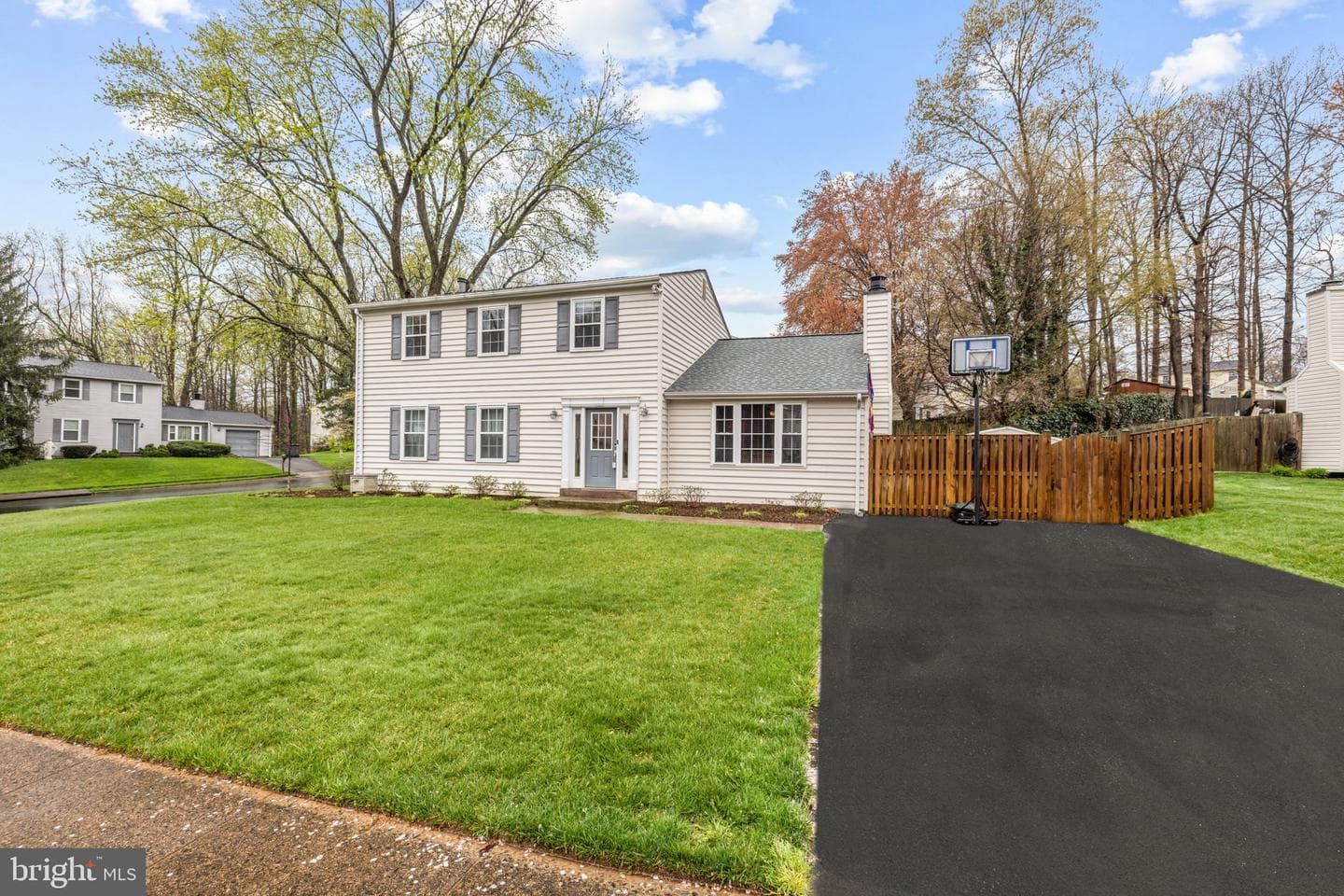 9757 Turnbuckle Drive photo 2