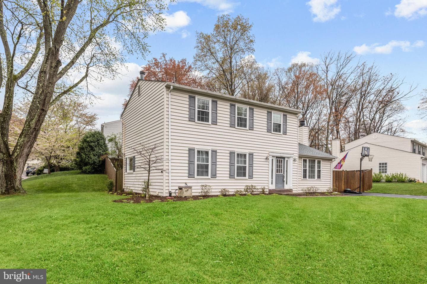 9757 Turnbuckle Drive photo 4