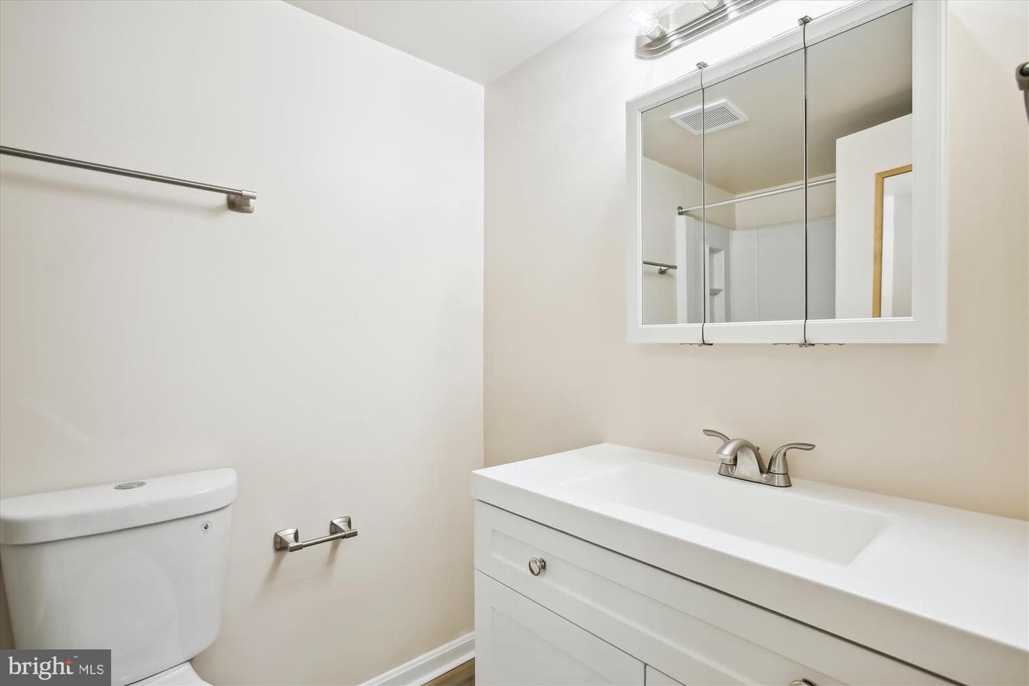 5831 Cove Landing Road #303 photo 17