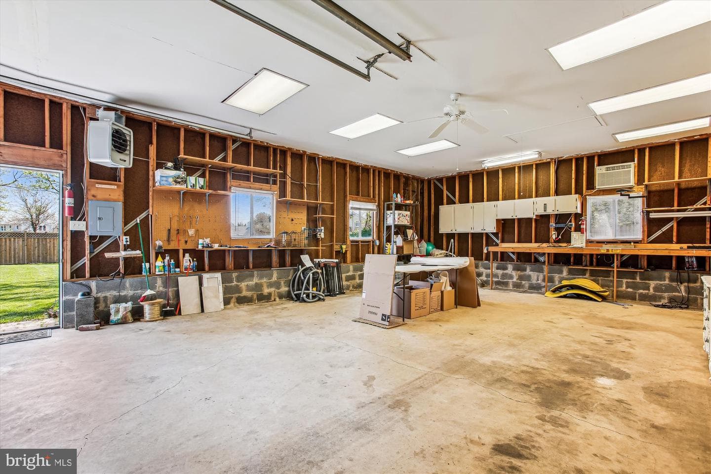 6714 Lenclair Street photo 31