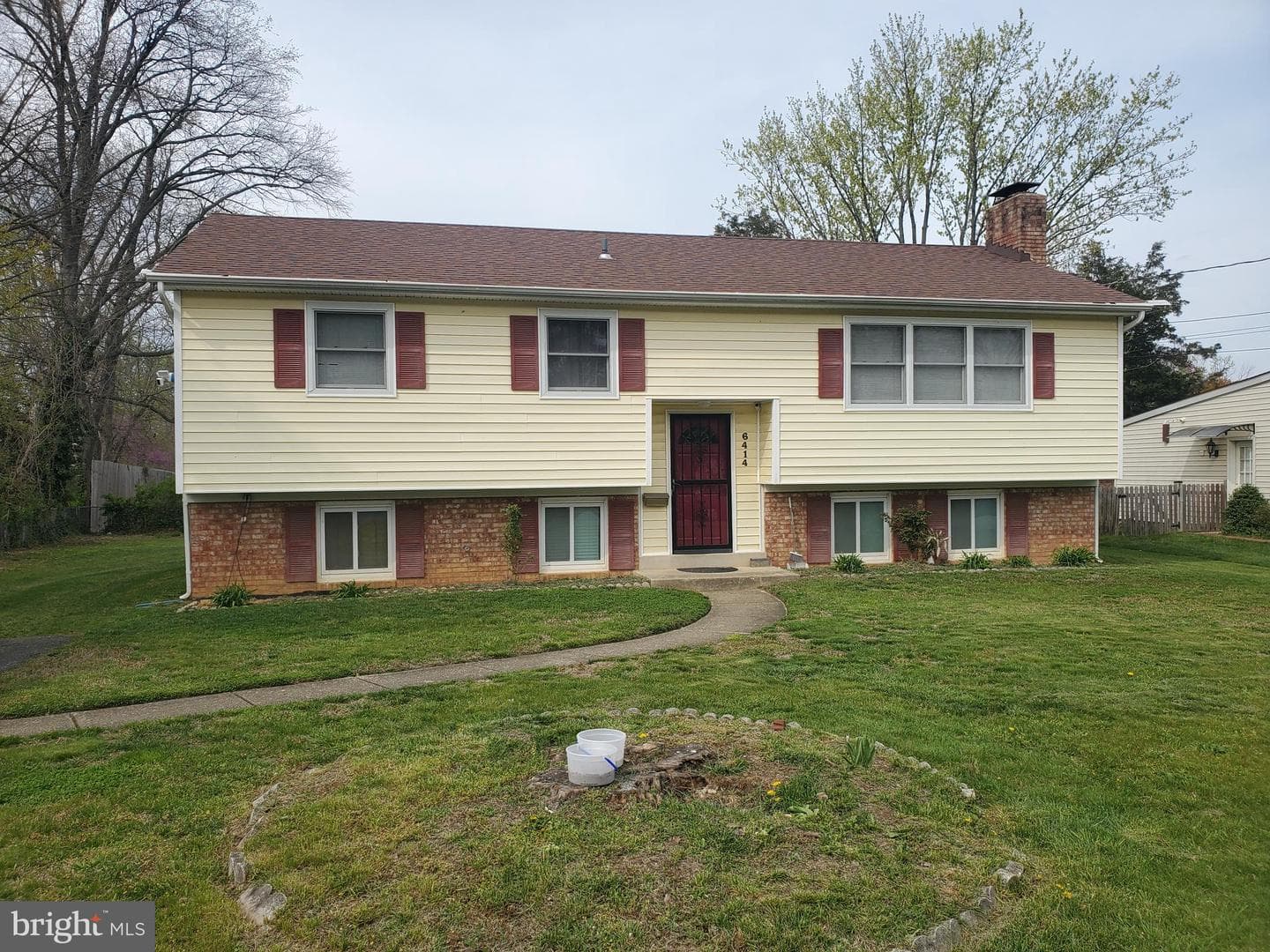 6414 Meriwether Lane photo 2
