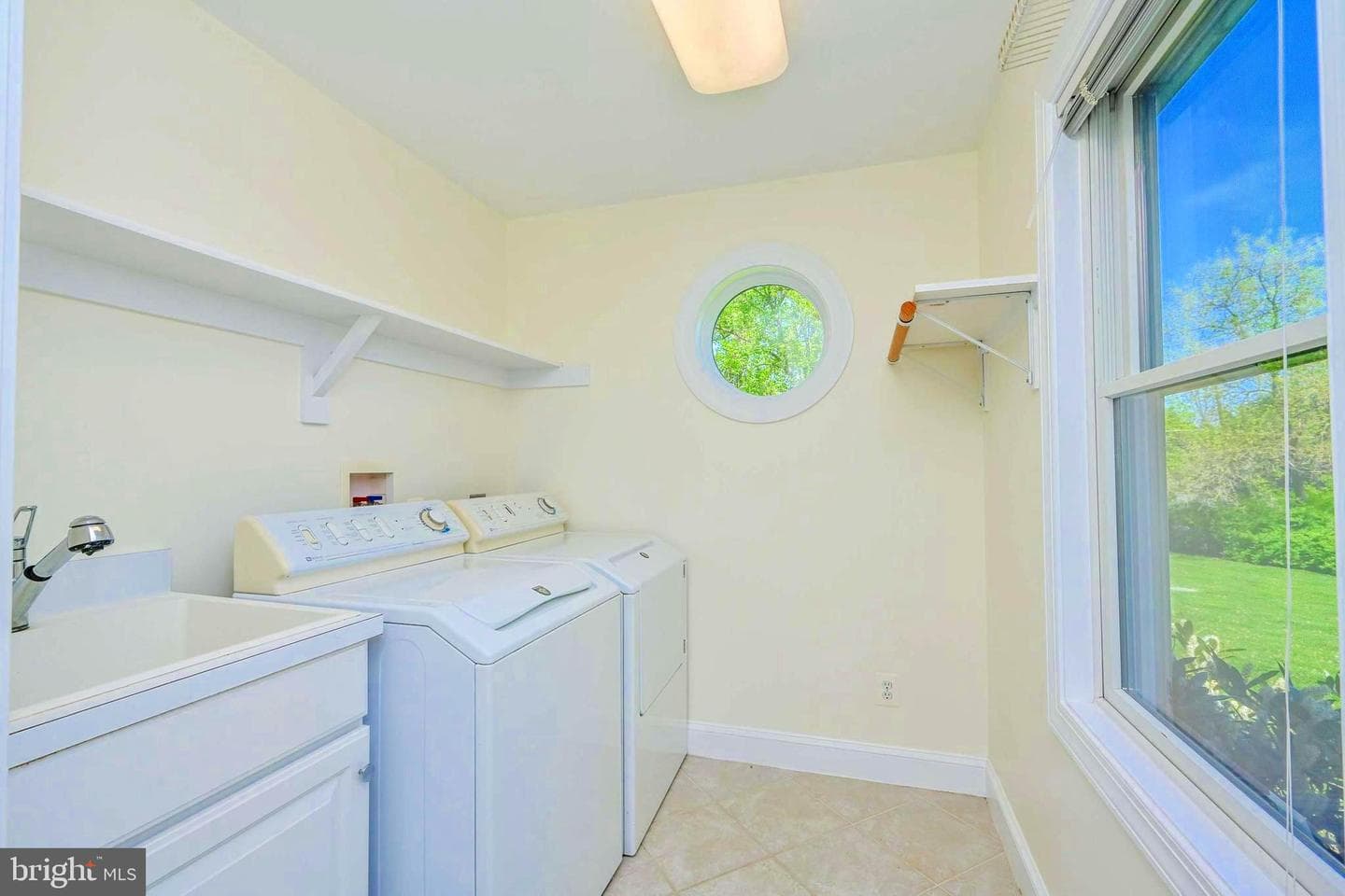 644 Walker Road photo 13