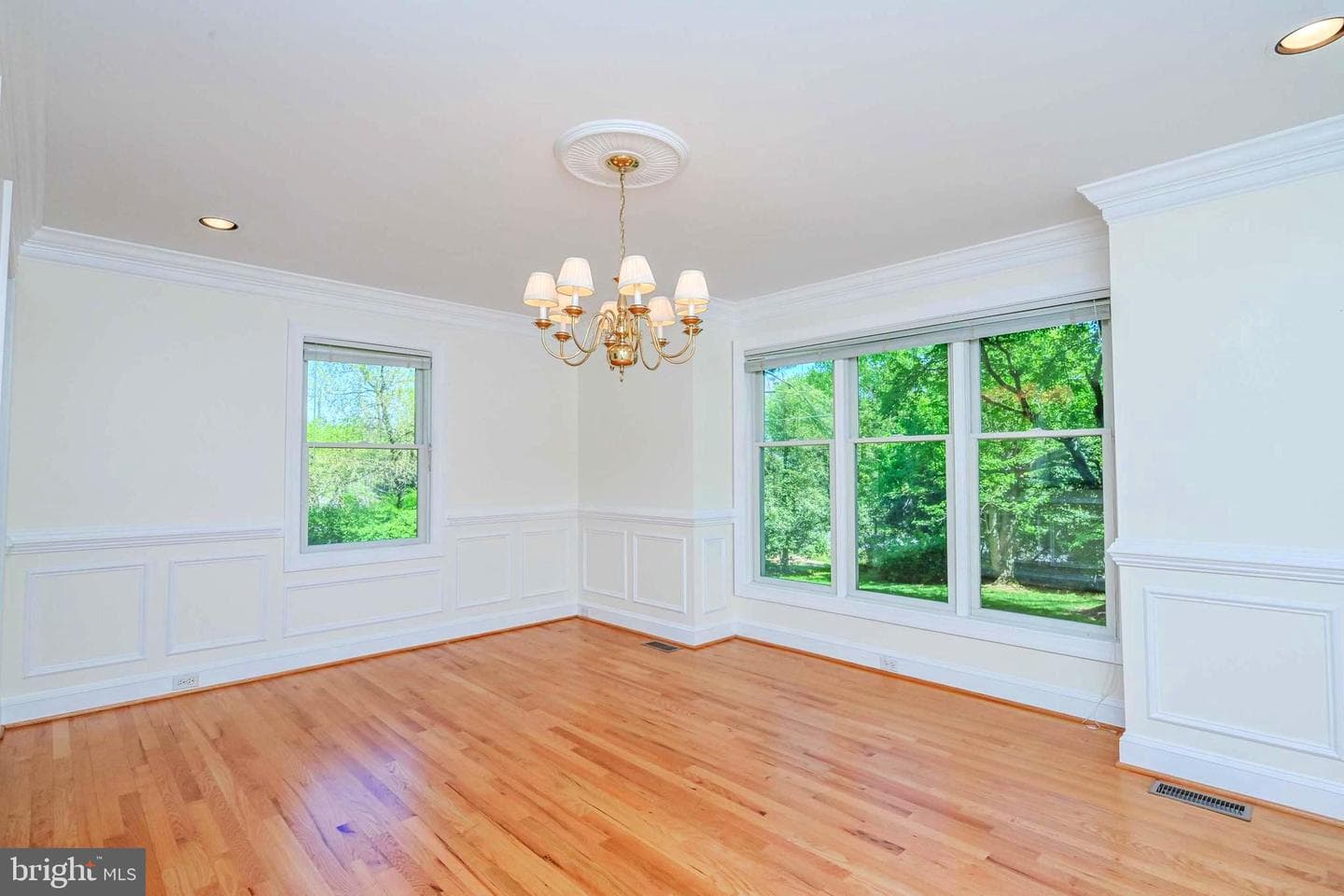 644 Walker Road photo 15