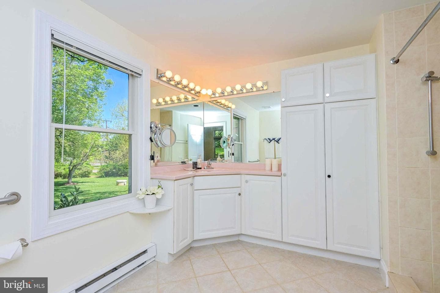 644 Walker Road photo 38