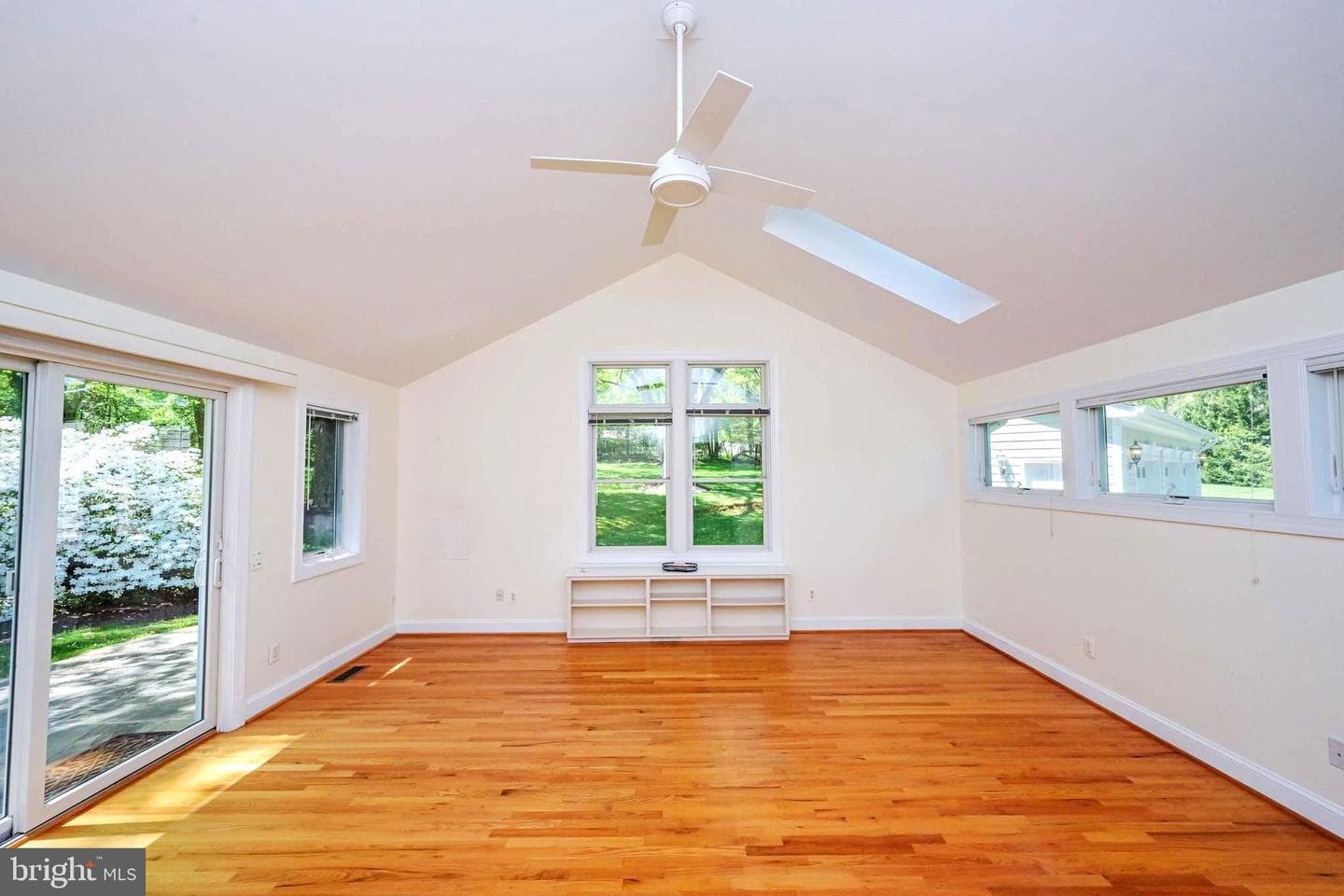 644 Walker Road photo 42