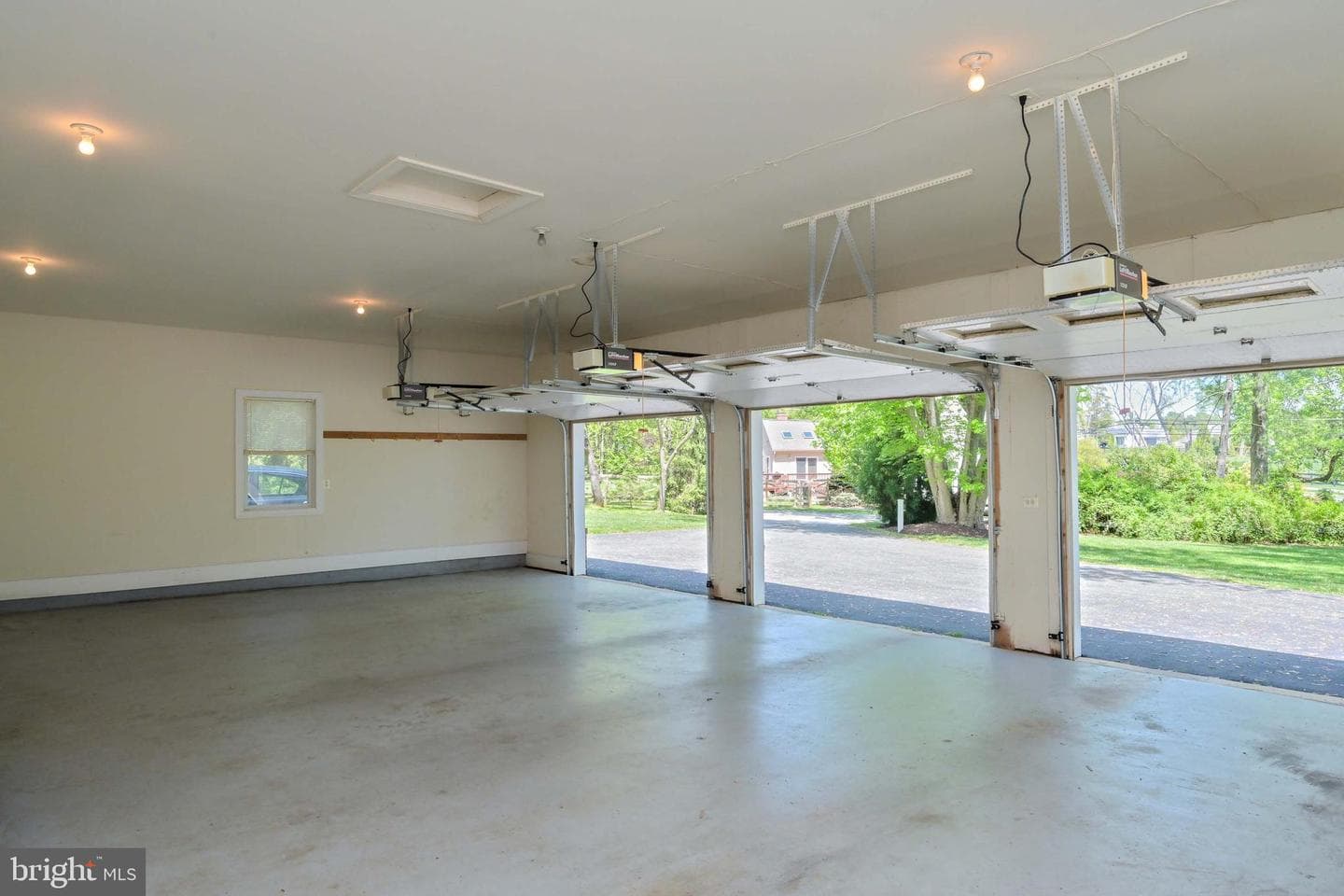 644 Walker Road photo 72