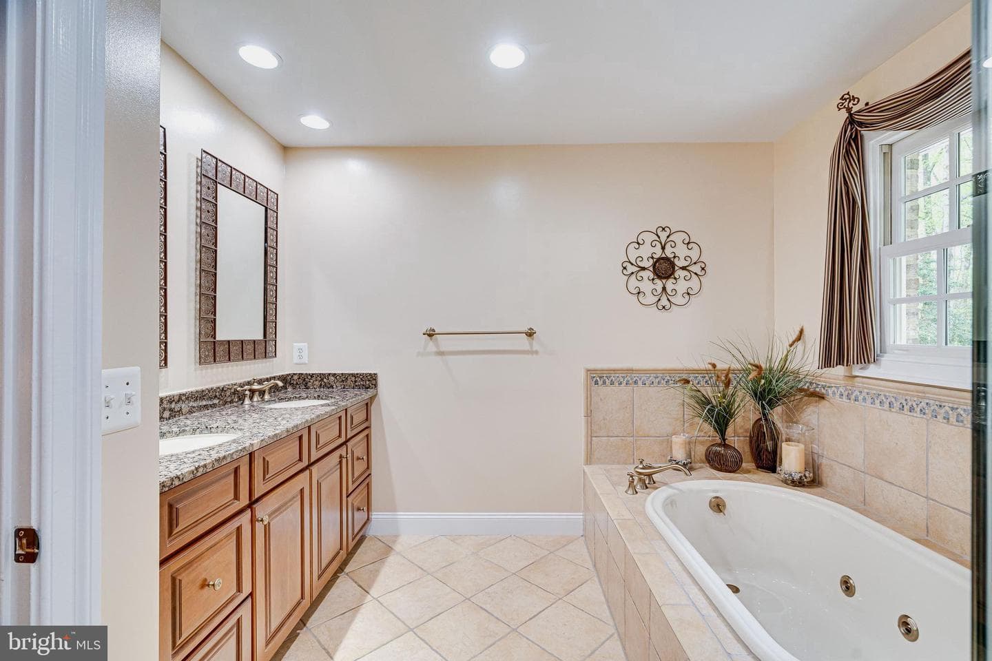 2804 Chariton Street photo 43