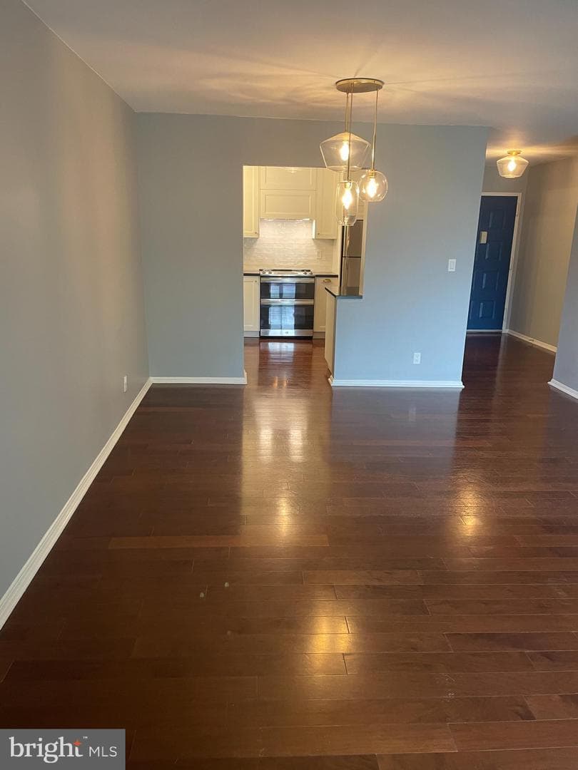 8370 Greensboro Drive #502 photo 6
