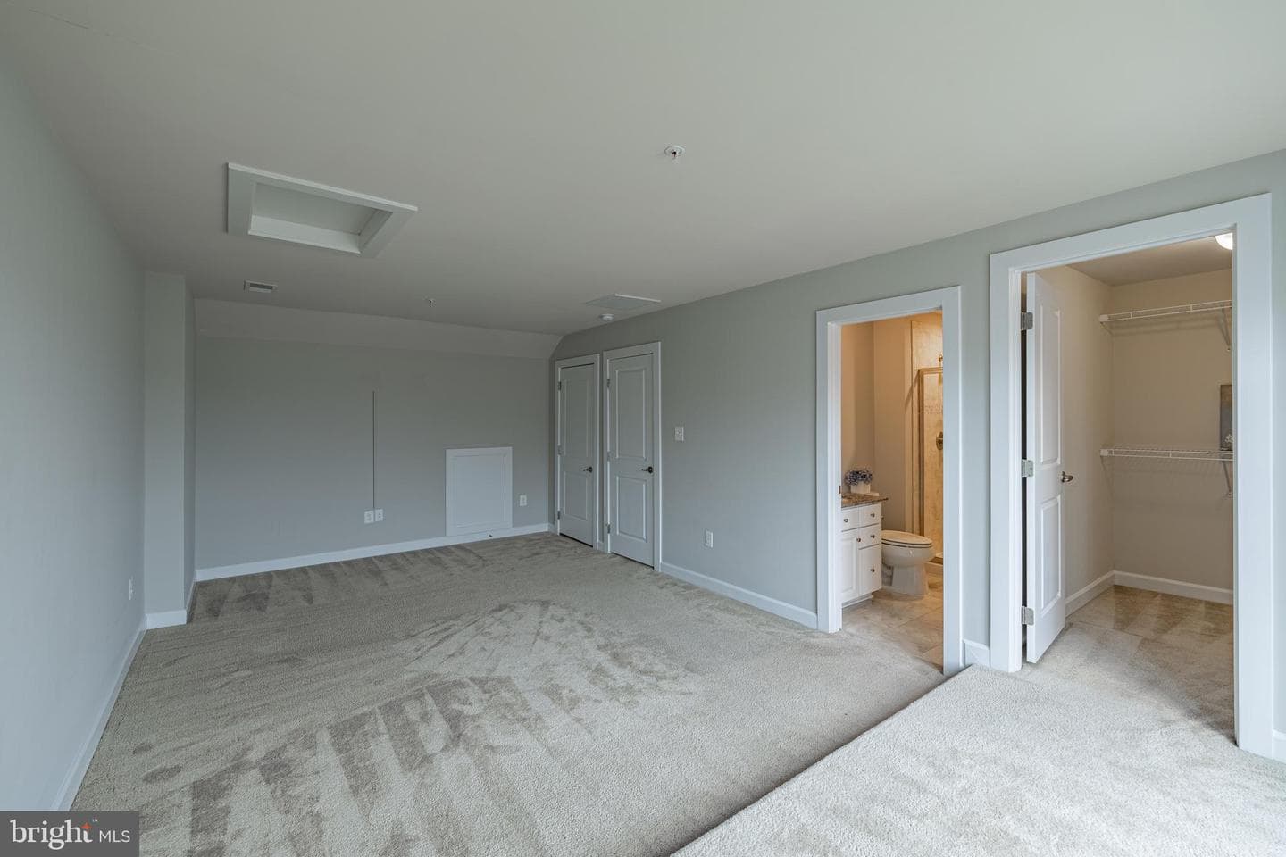 13719 Neil Armstrong Avenue photo 33