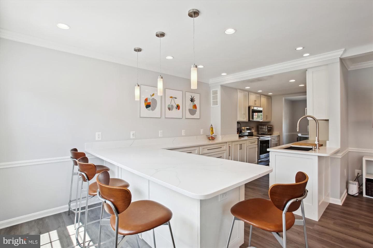 7456 Covent Wood Court photo 4