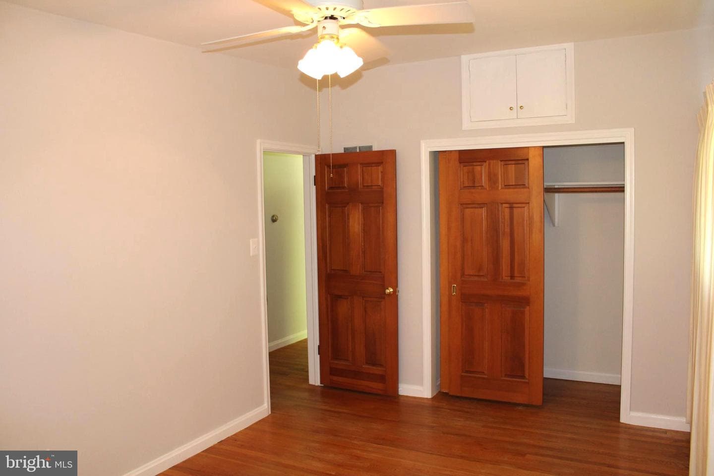 4930 Lincoln Avenue photo 25