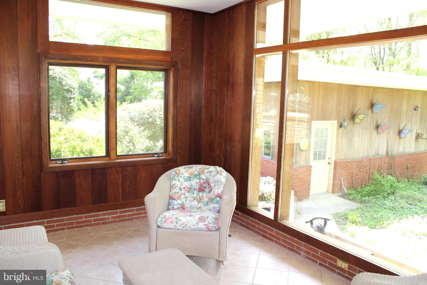 4930 Lincoln Avenue photo 44