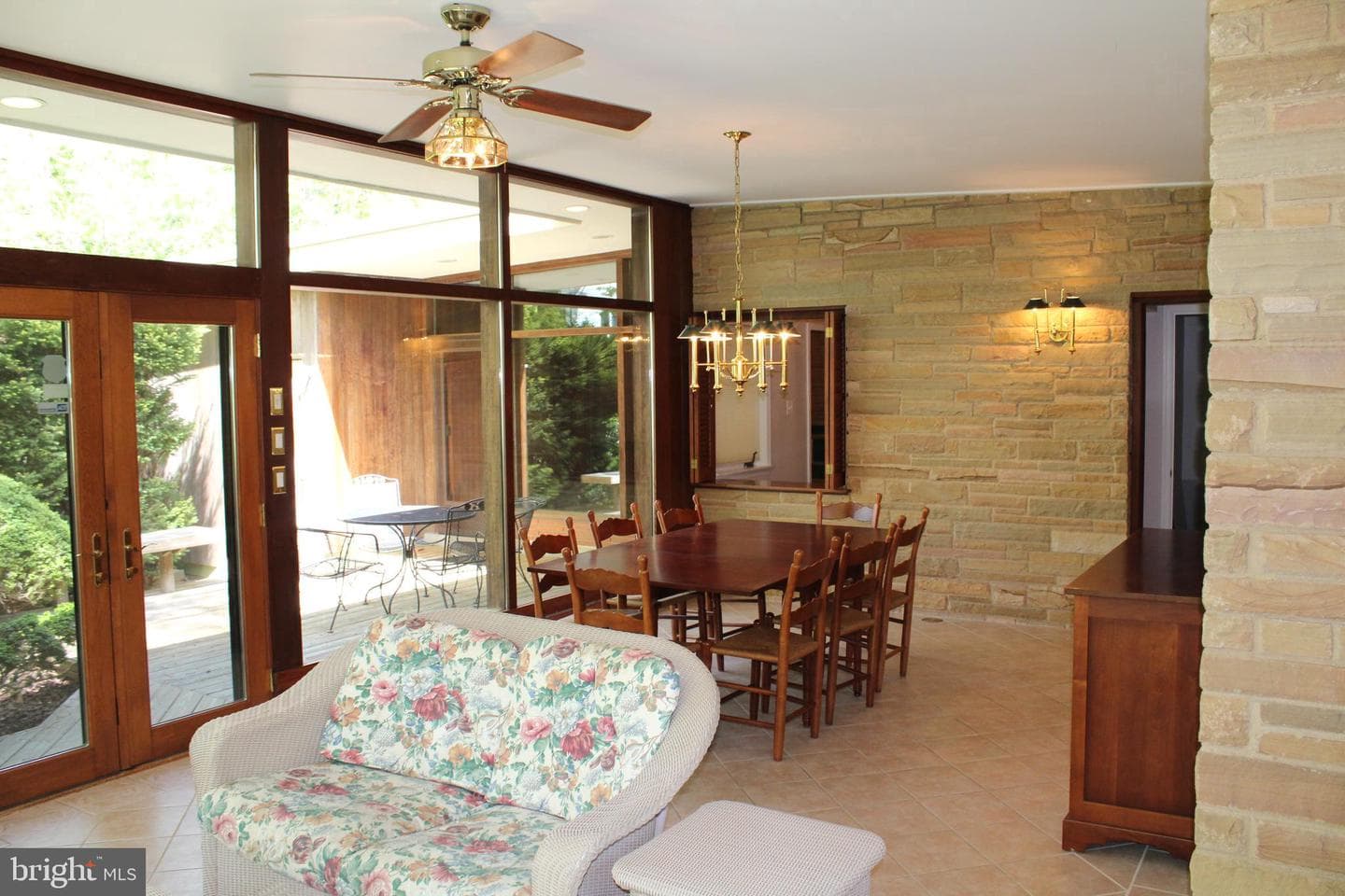 4930 Lincoln Avenue photo 46