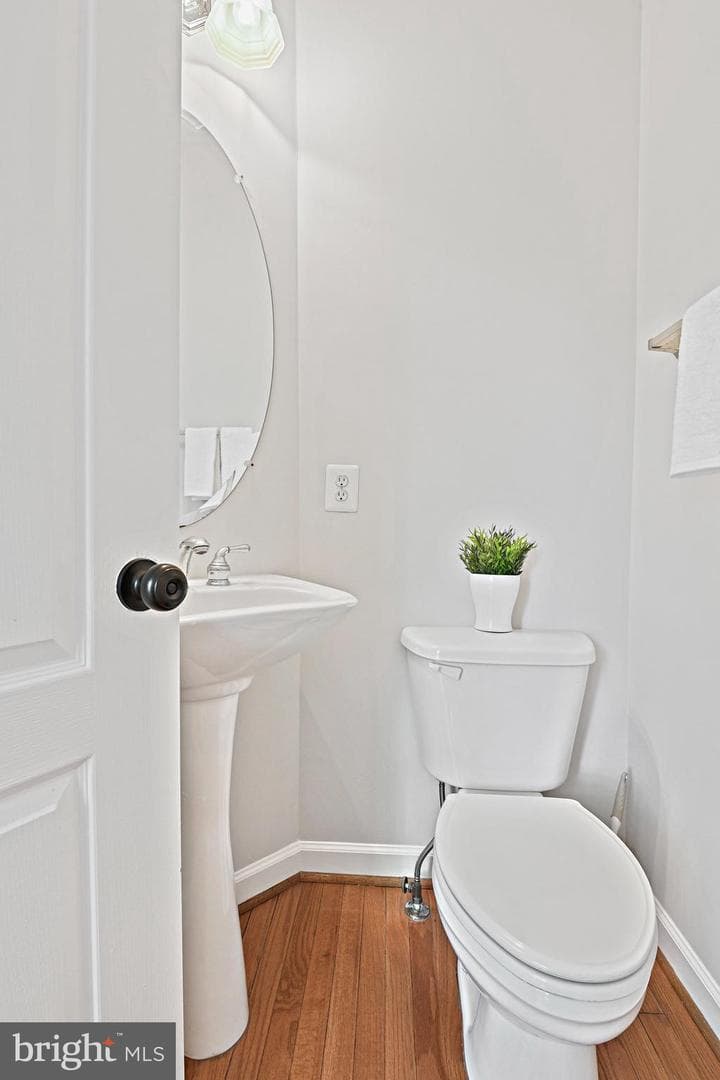 4220 Alex Court photo 14