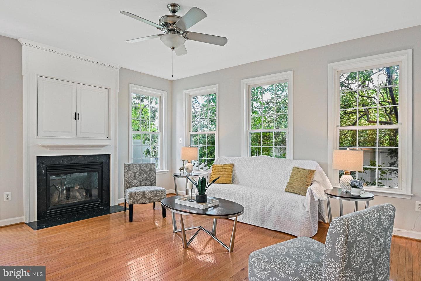 4220 Alex Court photo 3