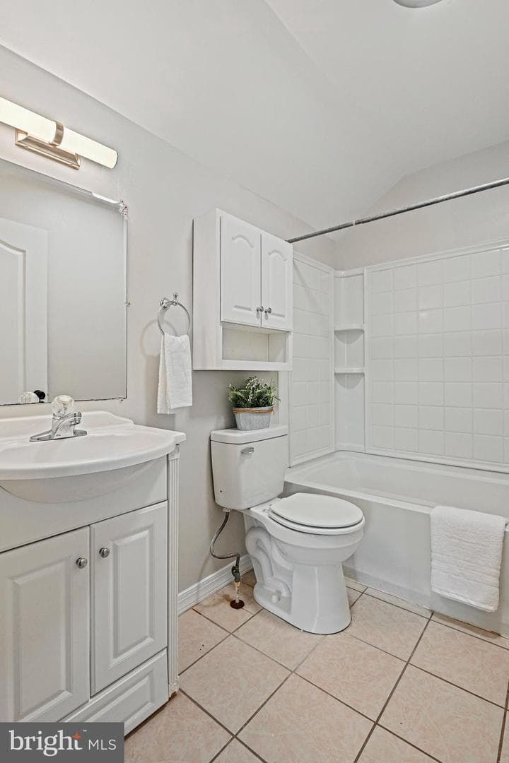 4220 Alex Court photo 38