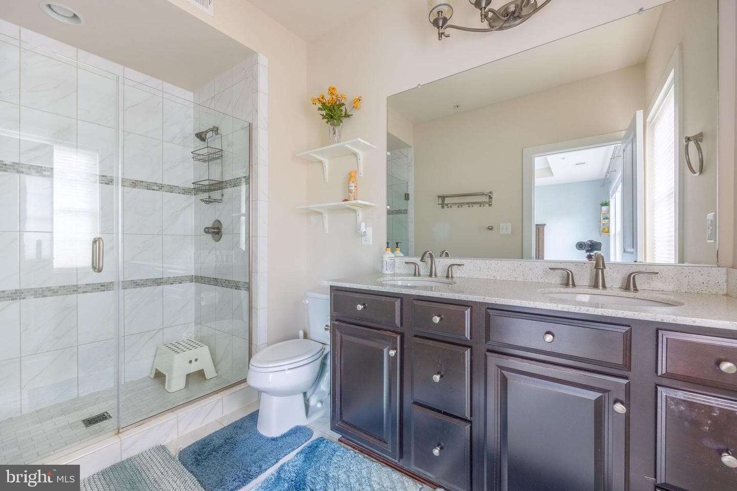 13709 Neil Armstrong Avenue photo 18