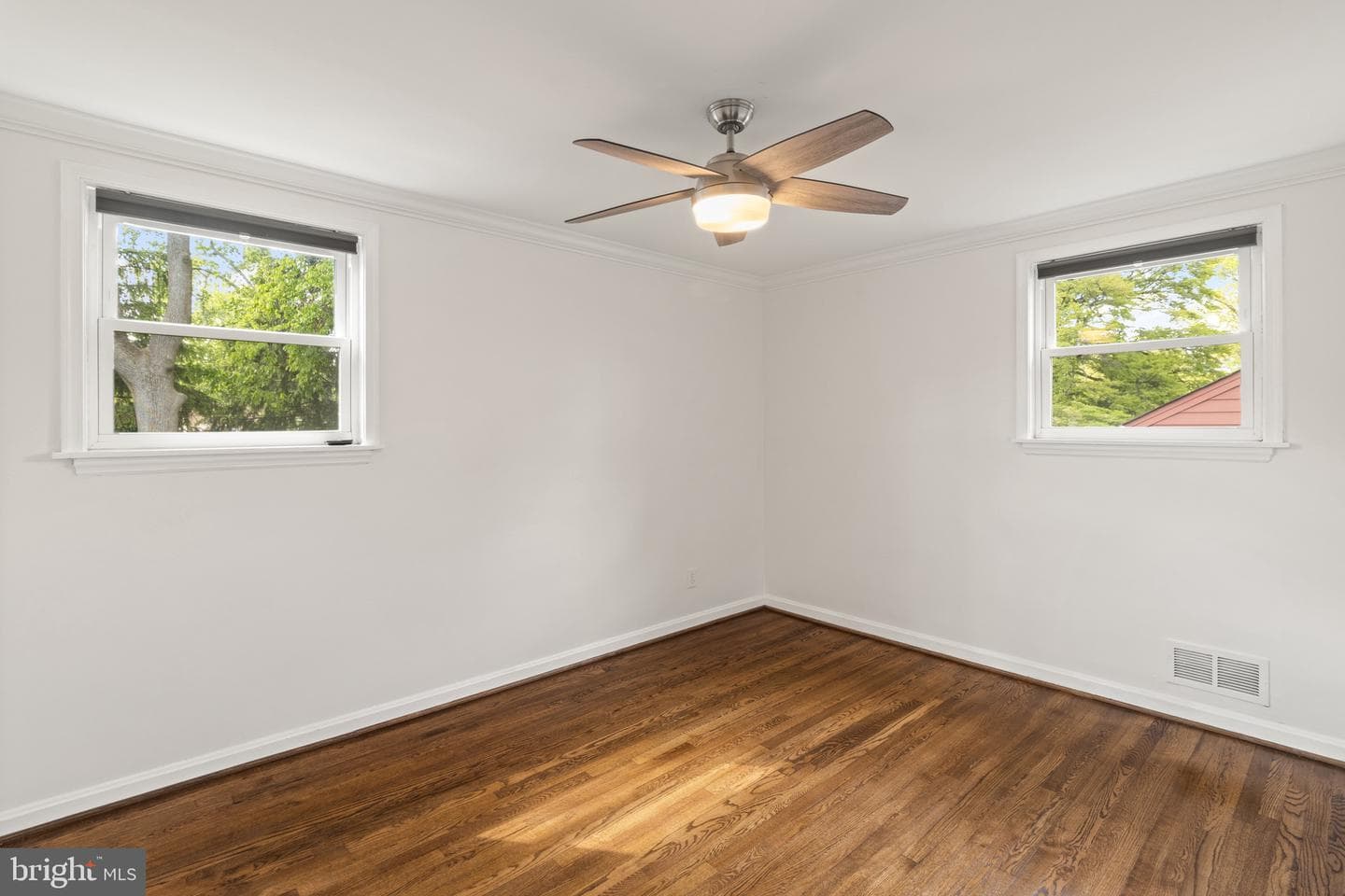 3904 Brenda Lane photo 10