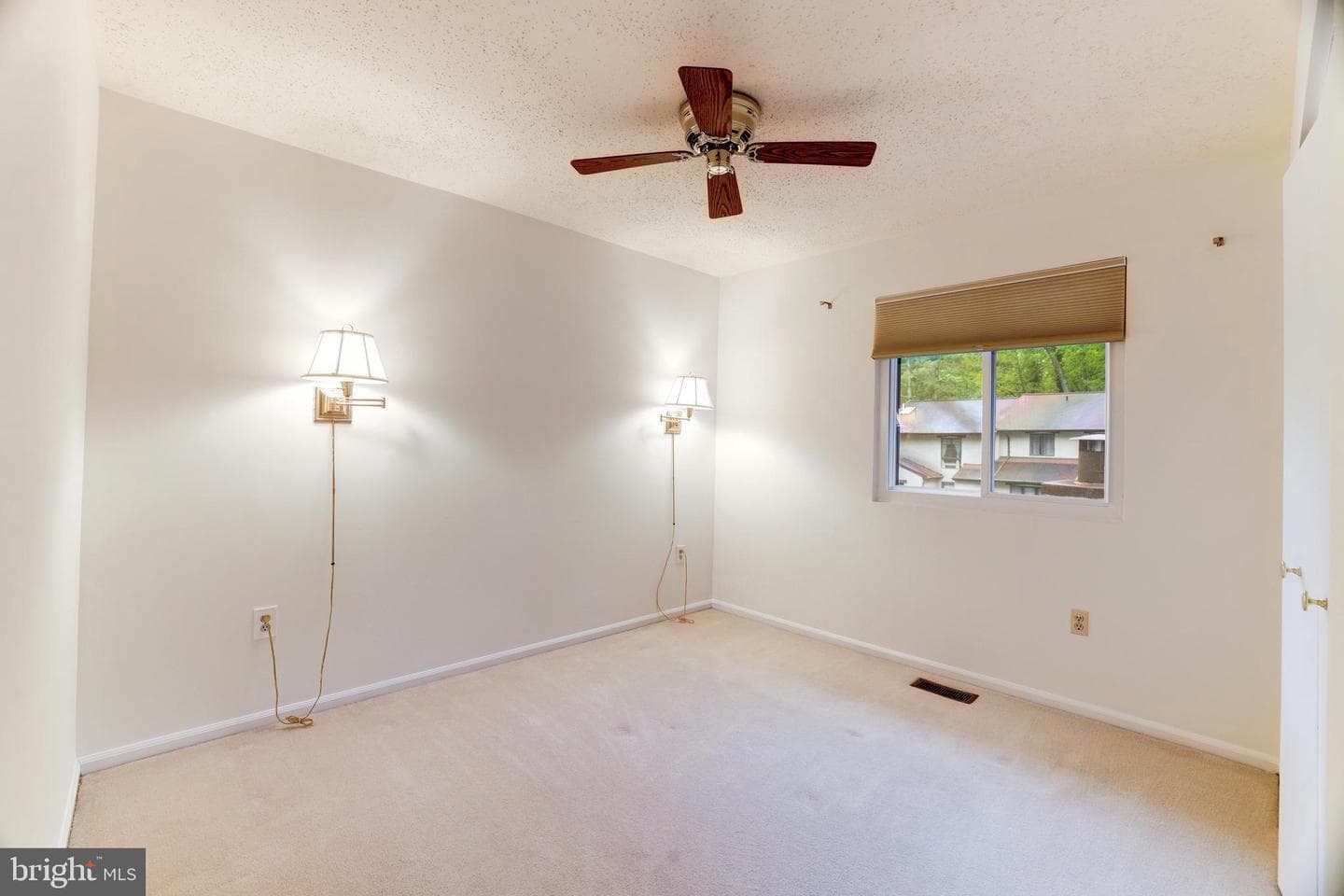 2302 Glade Bank Way photo 43