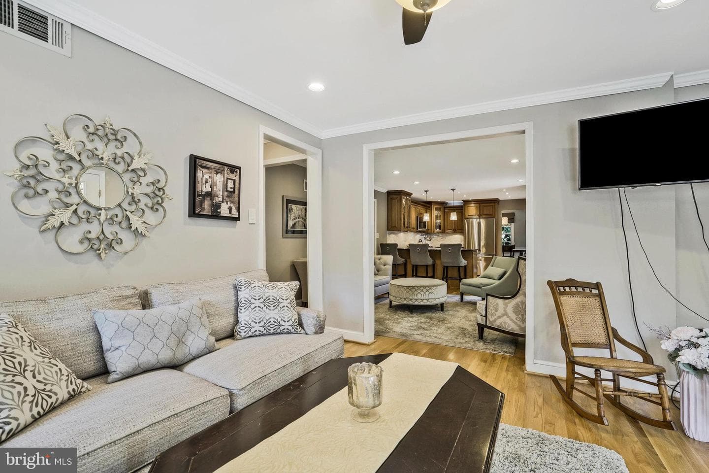 7609 Midday Lane photo 11