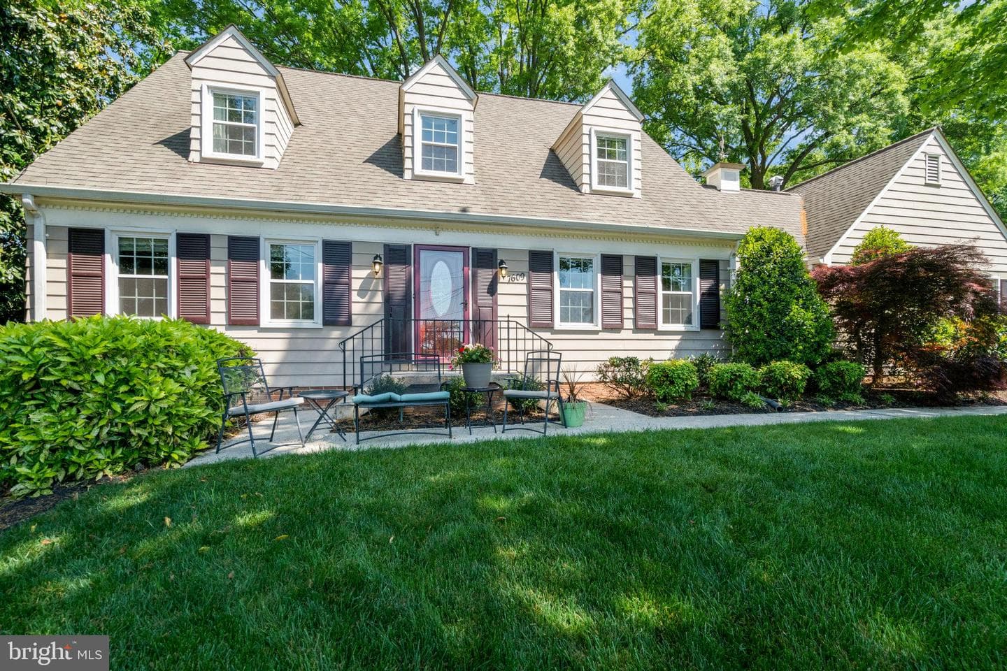 7609 Midday Lane photo 3
