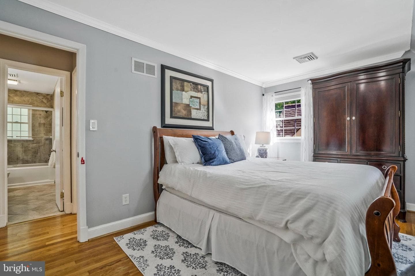 7609 Midday Lane photo 38