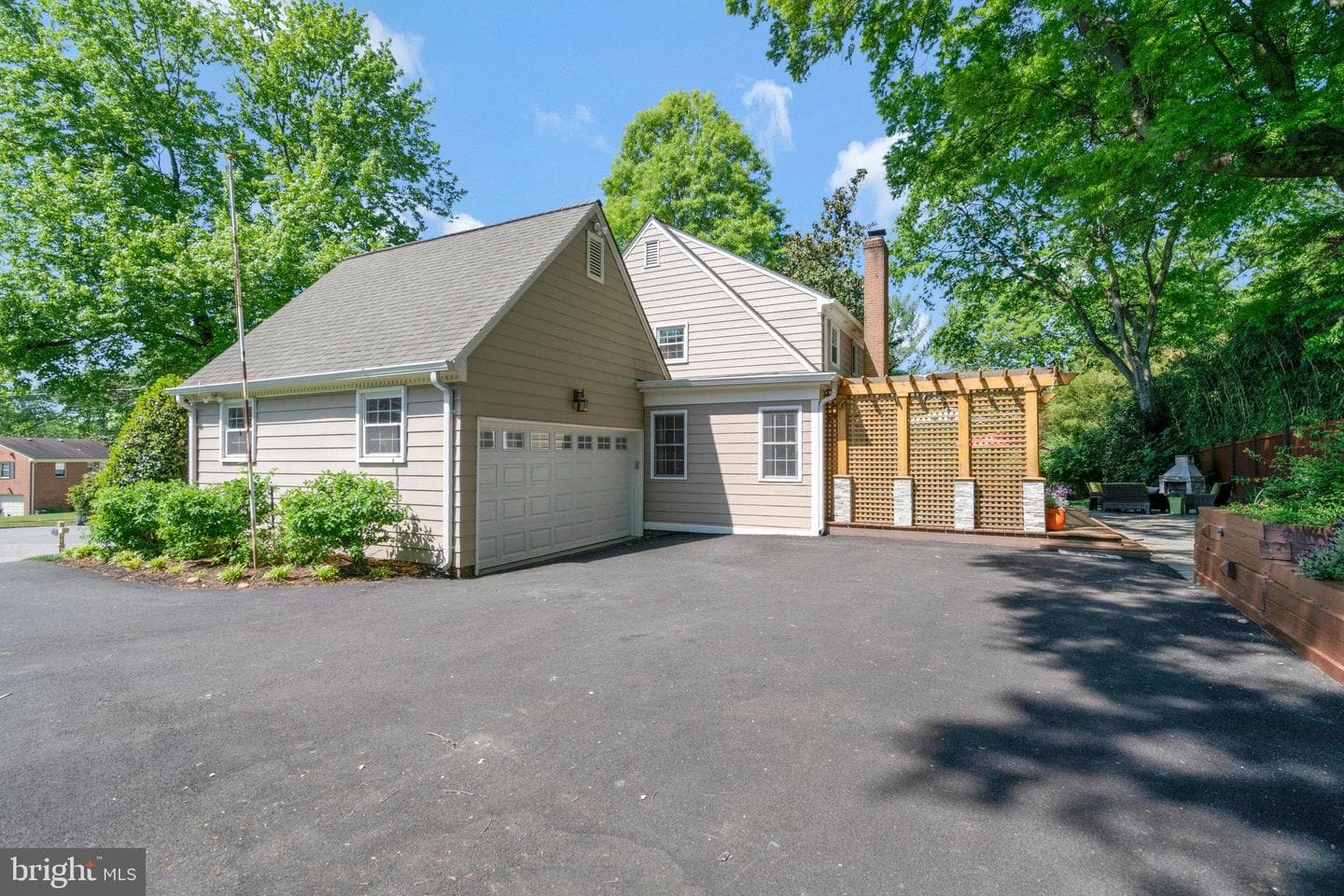 7609 Midday Lane photo 57