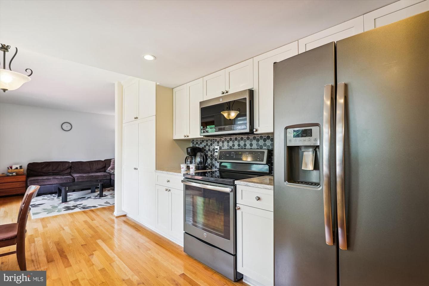 8529 Minerva Court photo 15