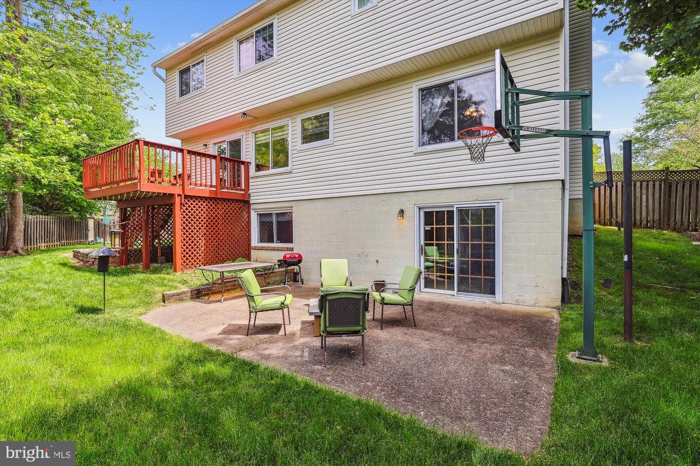8529 Minerva Court photo 43
